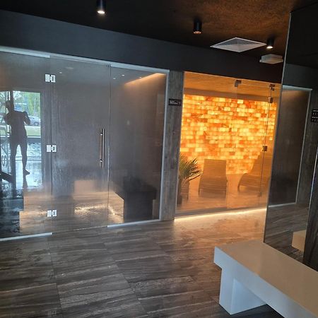Apartamenty Kasprowicza 20A Klimatyzacja Basen Fintess Sauny Parking Bawialnia Zmywarkataras Wysoki Standard W Pelni Wyposazony 코워브제크 외부 사진